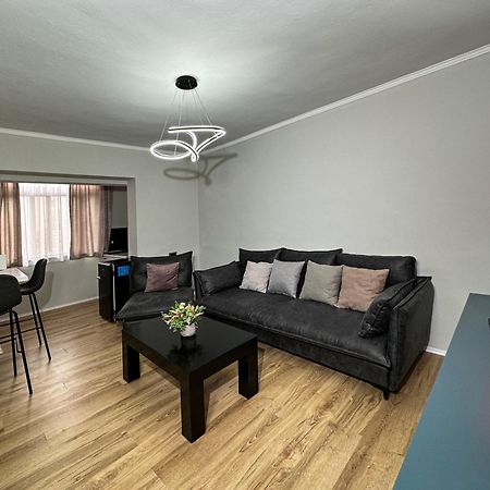 Home Select تيرانا المظهر الخارجي الصورة